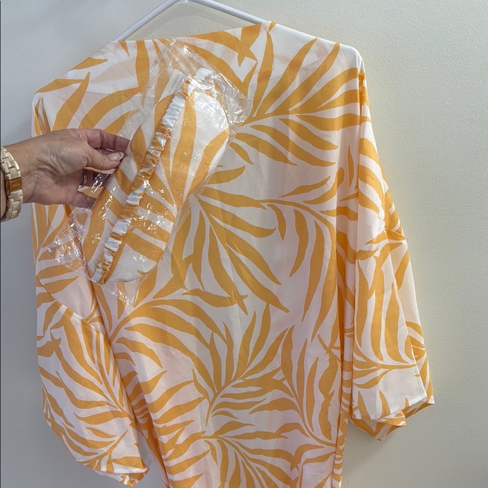 Maison Du Soir Summer Apricot & White Robe with matching sleep mask. XL/2XL EUC - Picture 7 of 7